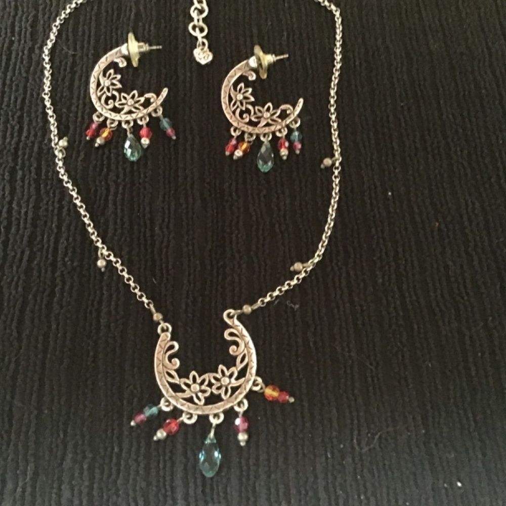 New Brighton necklace & earring set - Picture 2 of 7